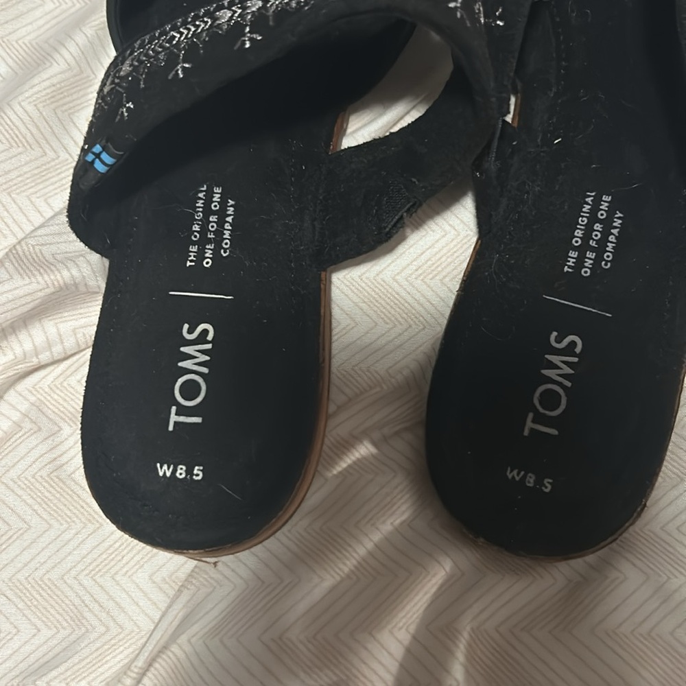 Tom’s Black Embellished Mules - 8.5 - Picture 3 of 4